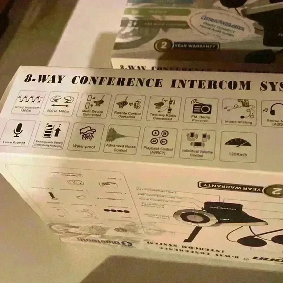 FreedConn 8 way conference intercom system, smart connect helmet audio - Picture 2 of 7